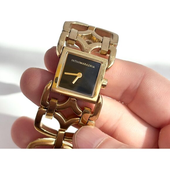 BCBG Maxzaria BG8217-R351-09 Gold T Ladies Vintage Wristwatch - 19mm - WORKS! - Picture 12 of 15